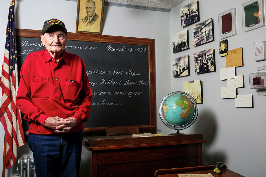 294 killed in New London, Texas school explosion, 80 years ago