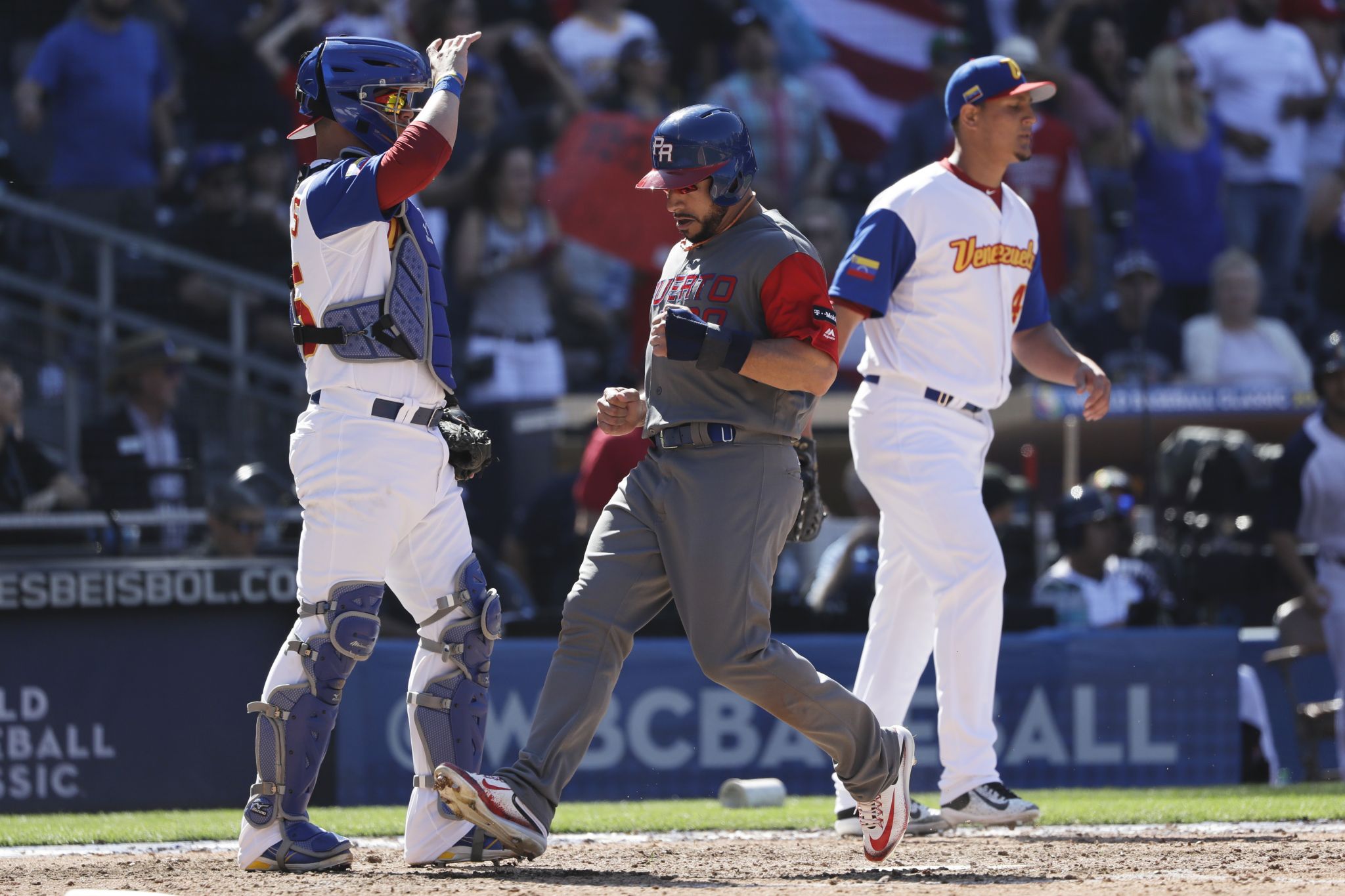 Robinson Chirinos of Team Venezuela poses for a photo during the Team  News Photo - Getty Images