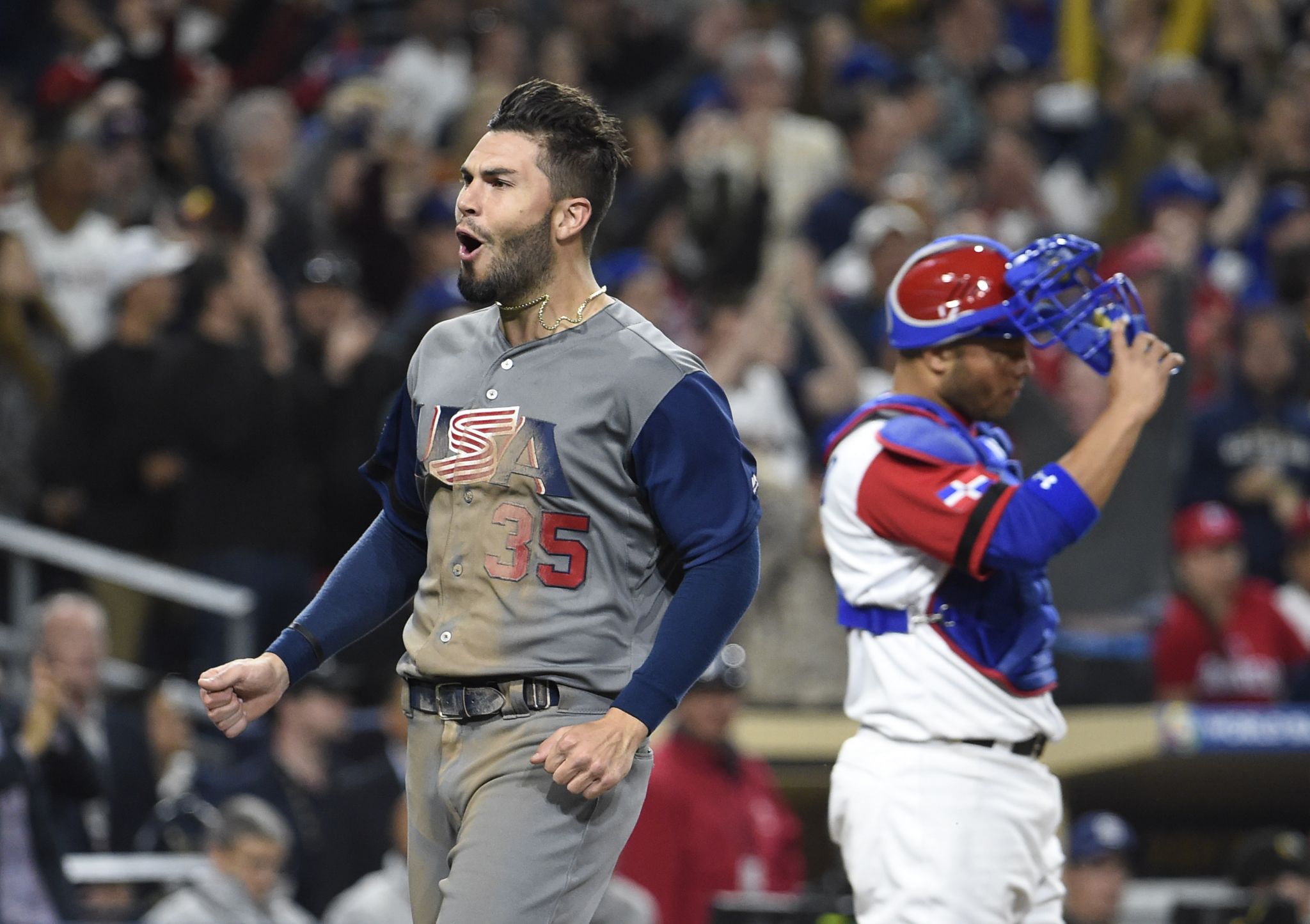 Adam Jones' epic leap helps send US into WBC semifinals - 6abc