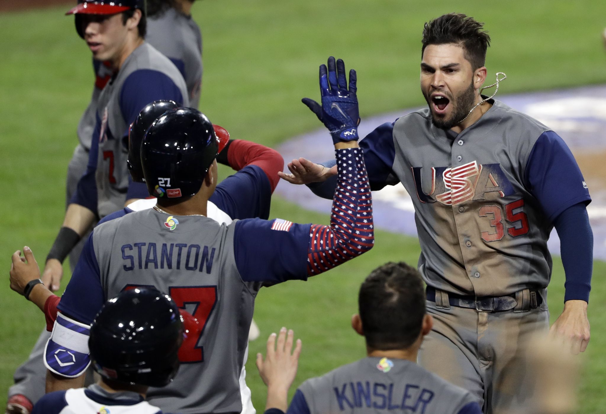 Giancarlo Stanton's homer, Adam Jones' leap carry U.S. into WBC semifinals  – The Denver Post