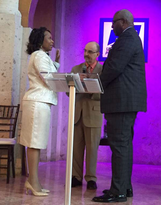 Houston's new postmaster promises to deliver 1.2 billion pieces of