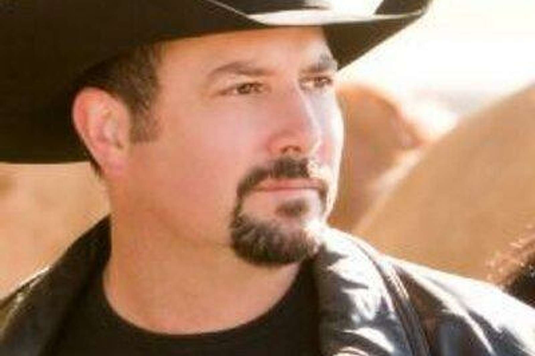 Book review: Game warden caught in a 'Vicious Circle'