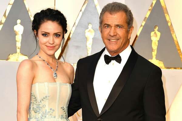 HOLLYWOOD, CA - FEBRUARY 26: Mel Gibson, Rosalind Ross arrives at the 89th Annual Academy Awards at Hollywood & Highland Center on February 26, 2017 in Hollywood, California. (Photo by Steve Granitz/WireImage)