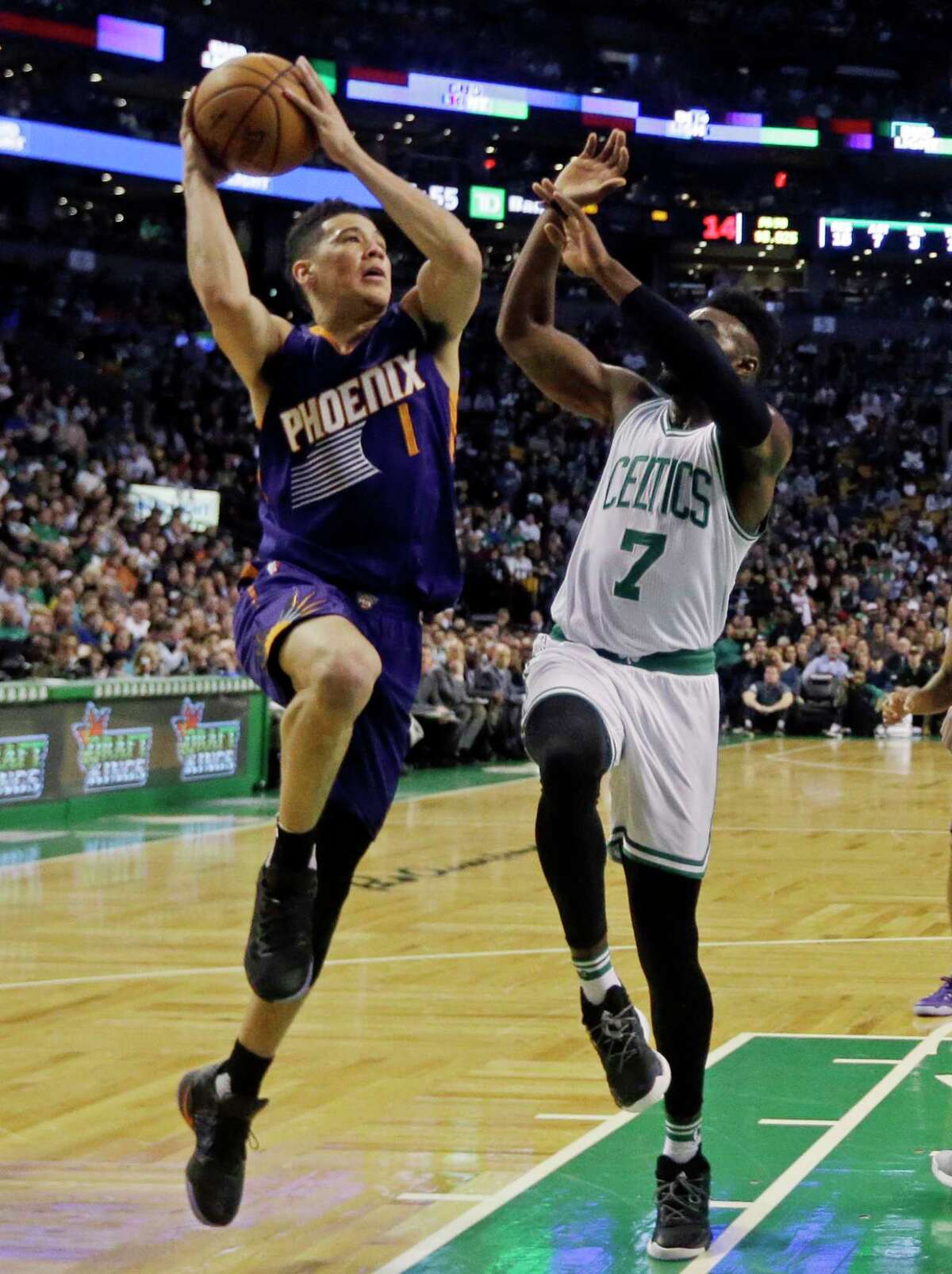 Booker drops 70, but Celtics win
