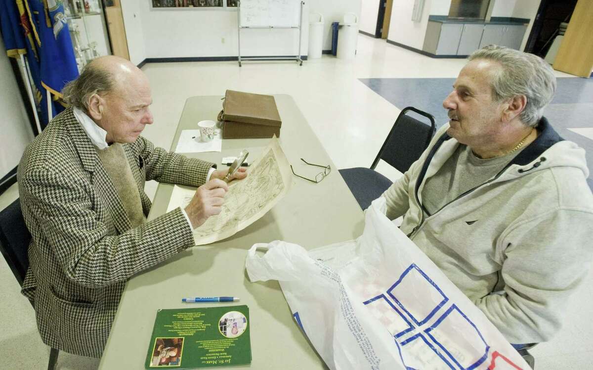 Appraiser brings expertise to Bethel antique day