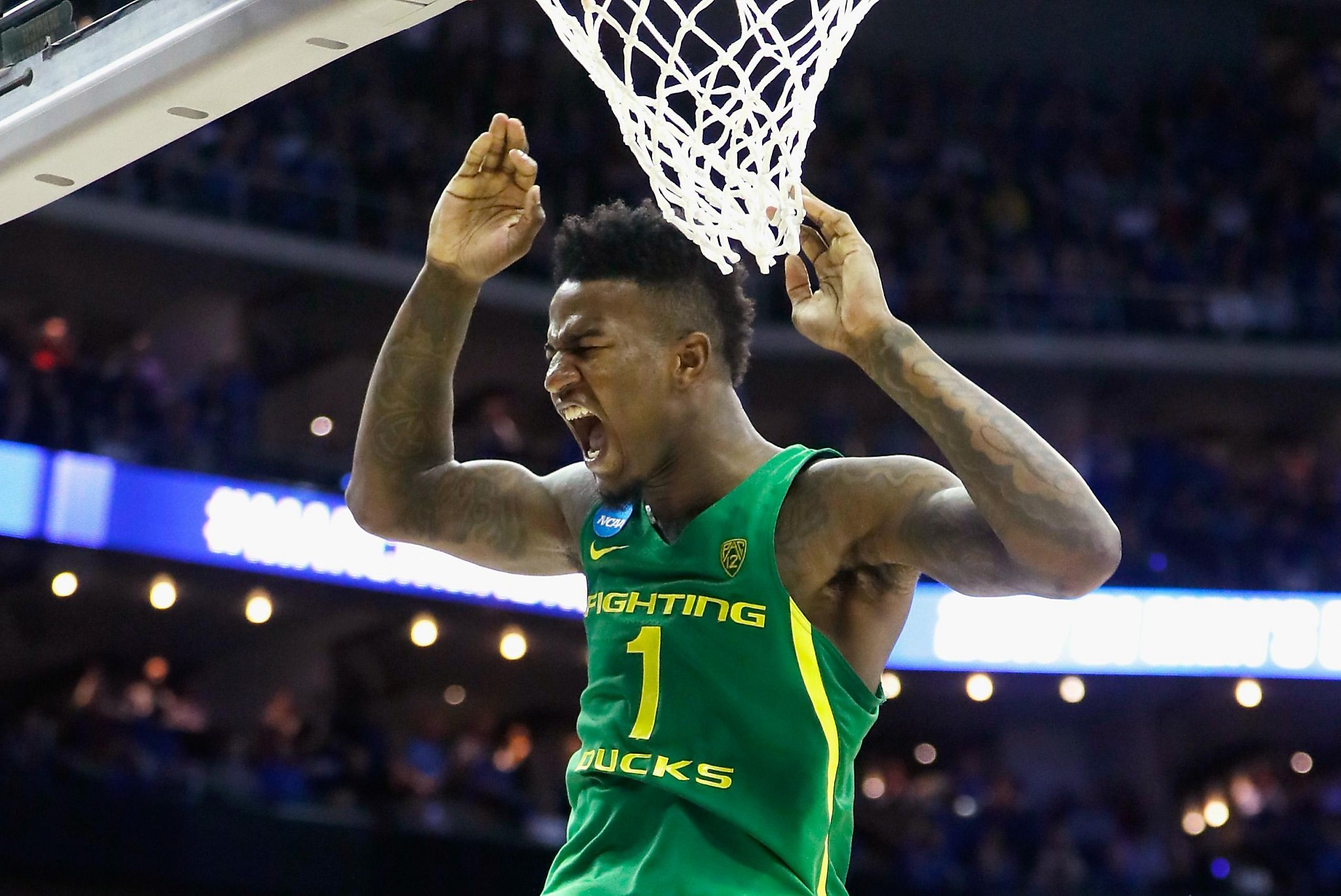 Warriors buy into 2nd round to select Oregon’s Jordan Bell - SFGate