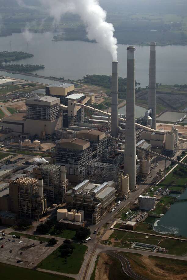 CPS Energy pursues clean energy plans despite Trump