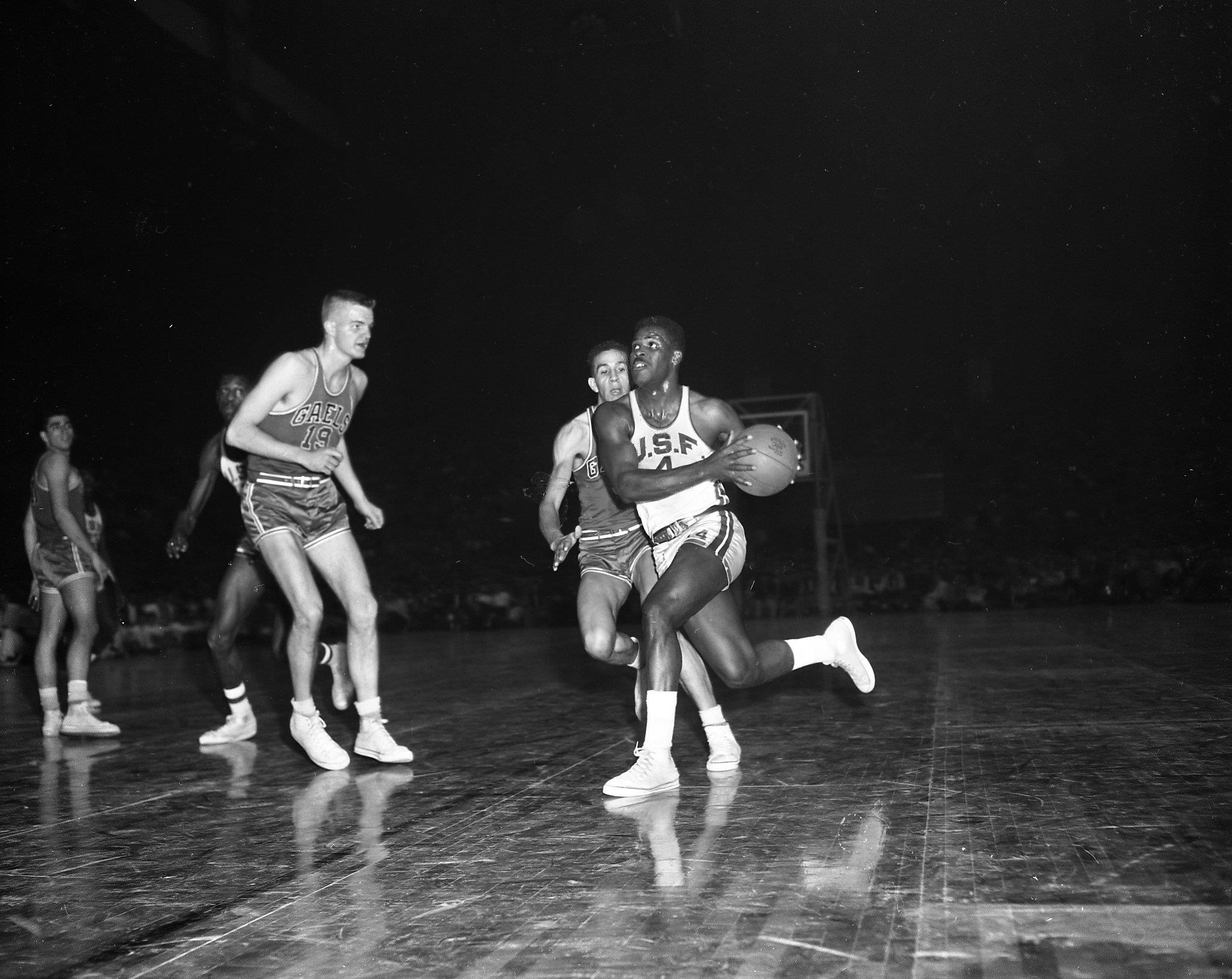 K.C. Jones (1959) - Hall of Fame - University of San Francisco Athletics