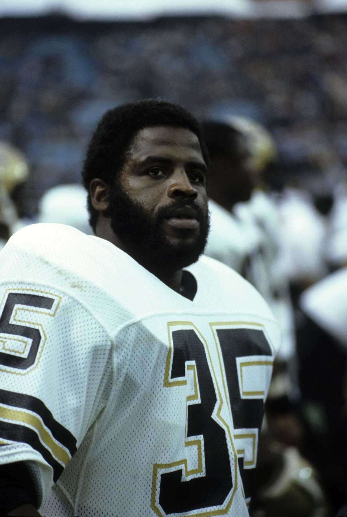 Happy birthday to Texas football legend Earl Campbell