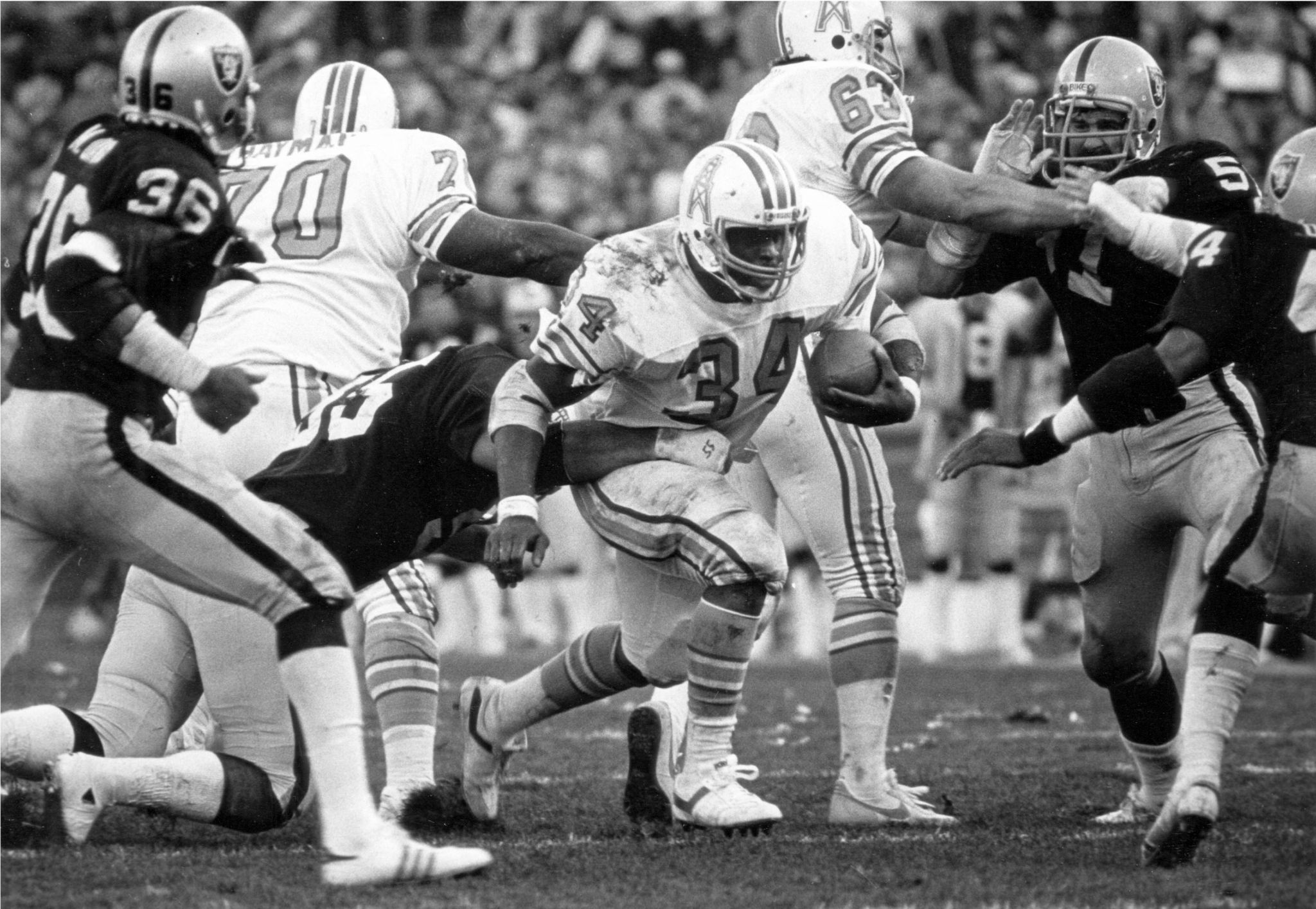 Biography Celebrates Texas Football Legend Earl Campbell – Houston
