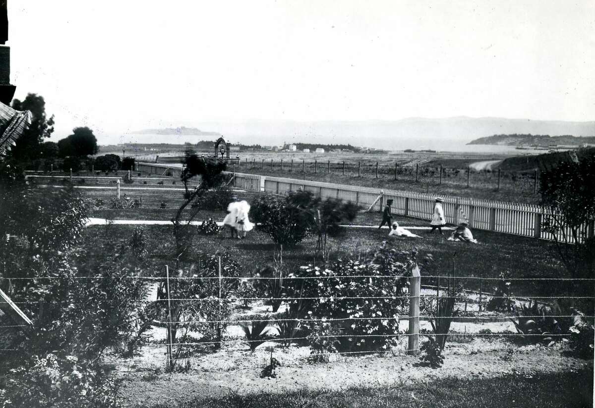 San Franciscos Presidio Looks Quite Different In These Rare Photos