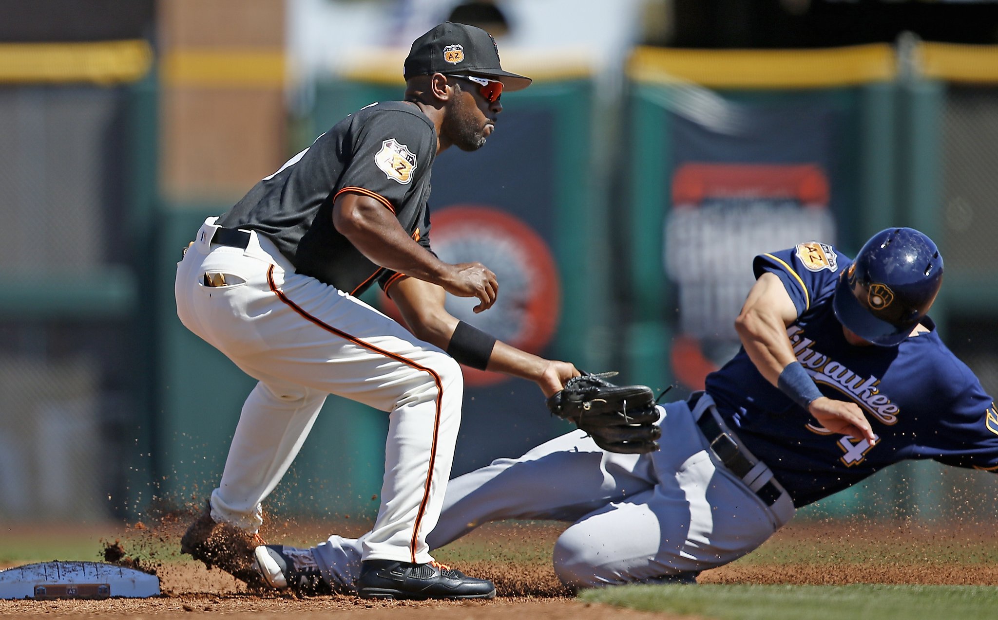 Giants shortstop Jimmy Rollins describes 'dysfunction' inside