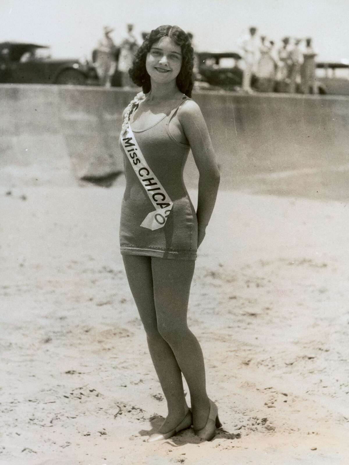 Vintage photos of the International Pageant of Pulchritude Miss Chicago who represented the 'Windy City' at the International Pageant of Pulchritude. The title of 'Miss Universe' went to the Austrian representative, Lisl Goldarbeiter. The first time that a foreign beauty won the competition. Galveston, Texas. Photograph. 1929. (Photo by Austrian Archives (AA)