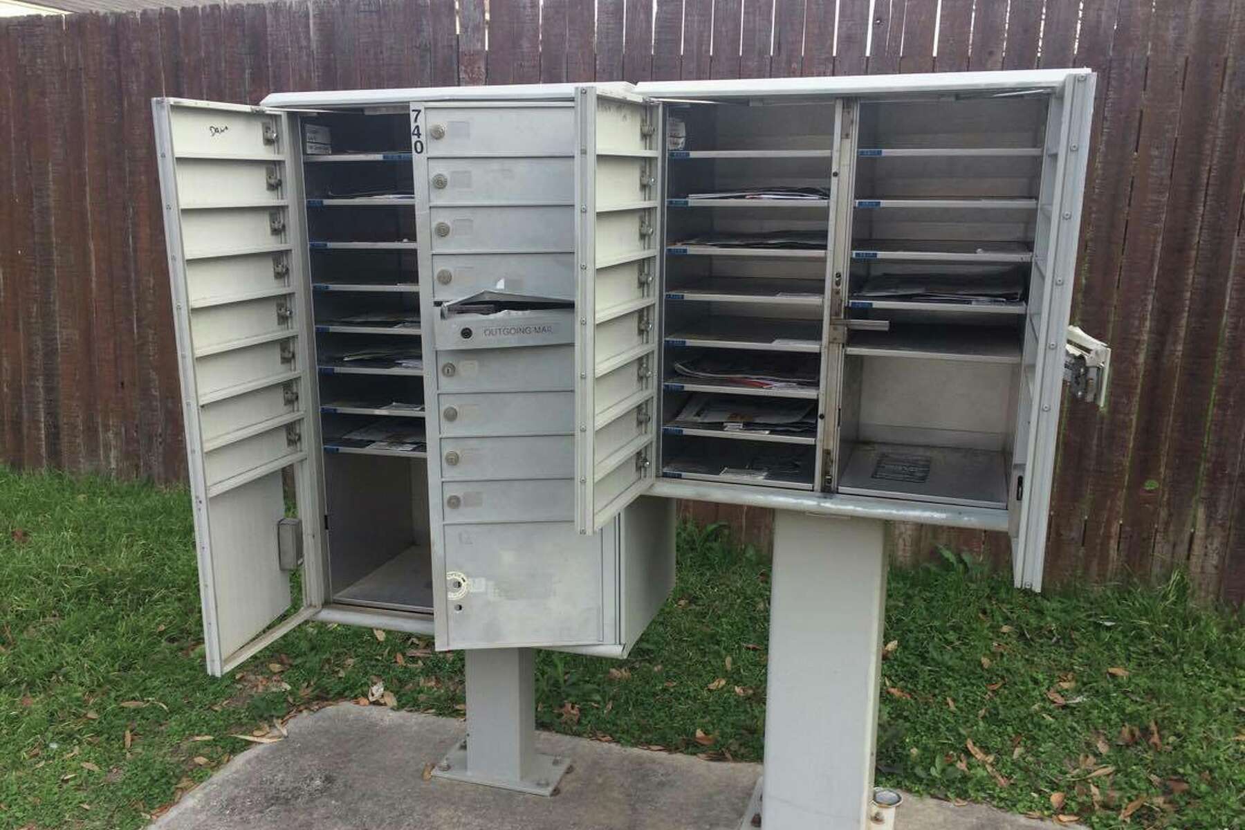 Outstanding fake stone mailboxes Usps Thieves Targeting Cluster Mailboxes In Stone Oak North Side Neighborhoods
