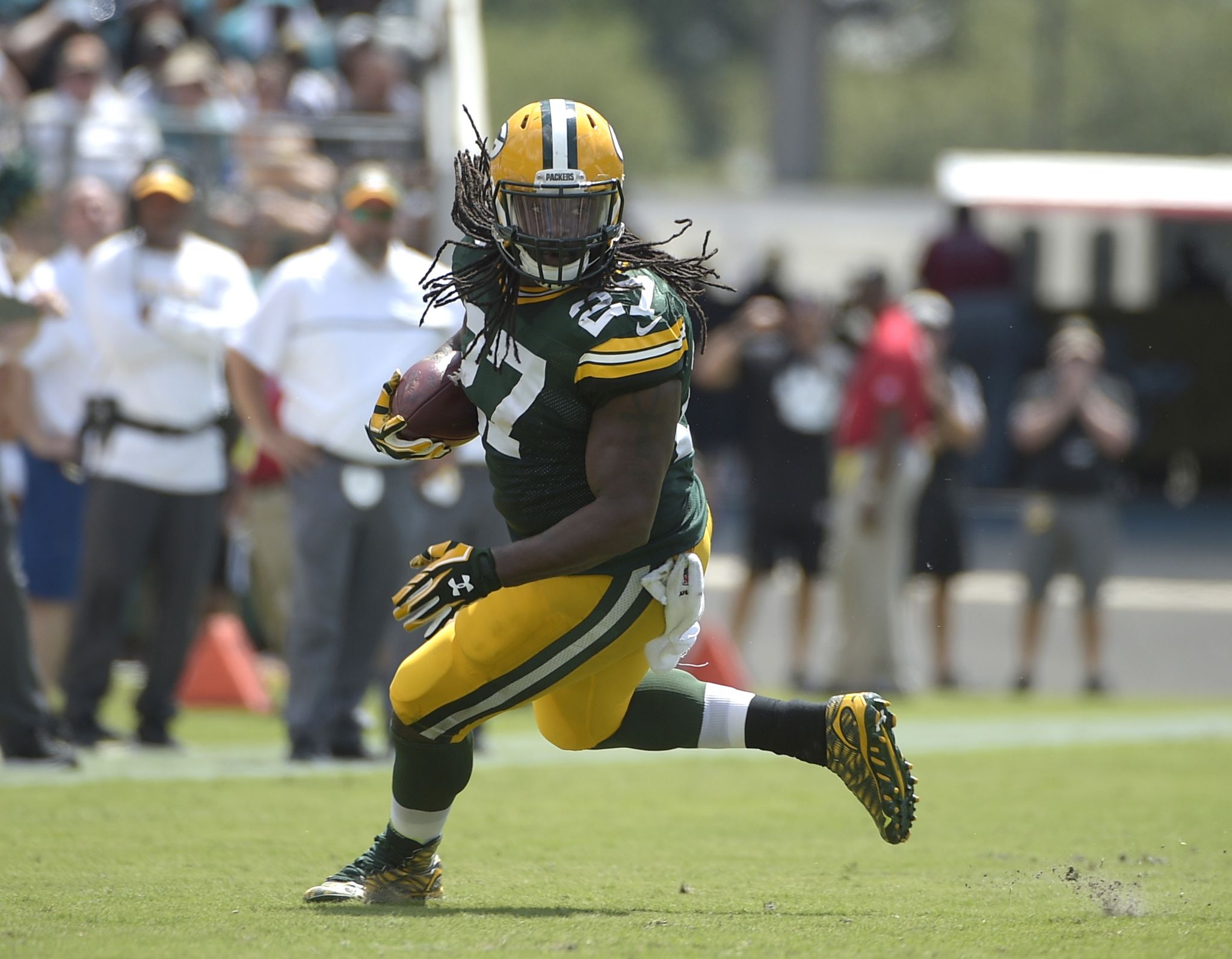 Seahawks sign Eddie Lacy, with high hopes that weight won't be an issue