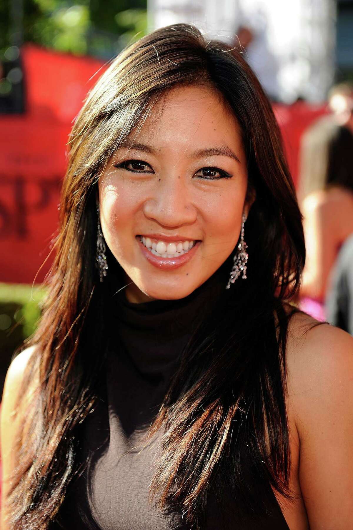 LOS ANGELES, CA - JULY 15: Olympic Ice skater Michelle Kwan arrives at the 2009 ESPY Awards held at Nokia Theatre LA Live on July 15, 2009 in Los Angeles, California. The 17th annual ESPYs will air on Sunday, July 19 at 9PM ET on ESPN. (Photo by Kevork Djansezian/Getty Images for ESPY)