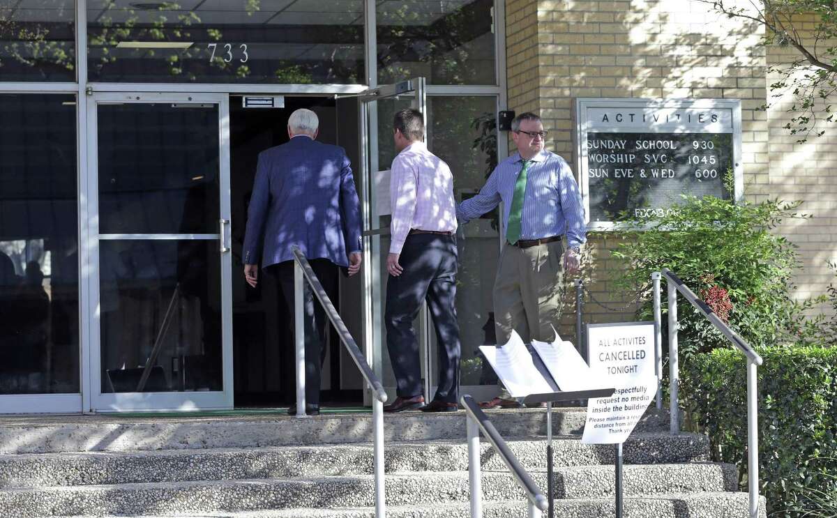 Crash kills 13 members of New Braunfels church choir