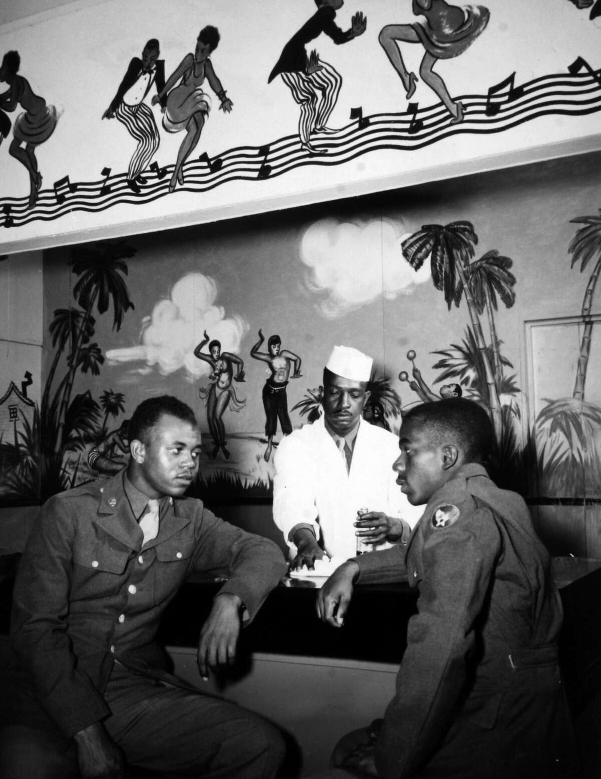 See historic and abandoned military bases, forts and air fields across