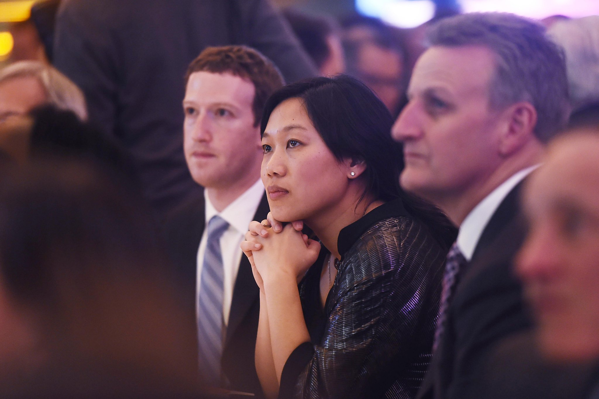 Facebook S Mark Zuckerberg And Wife Priscilla Chan Give 800 000 To Local Restaurants People are quick to discuss mark zuckerberg. mark zuckerberg and wife priscilla chan