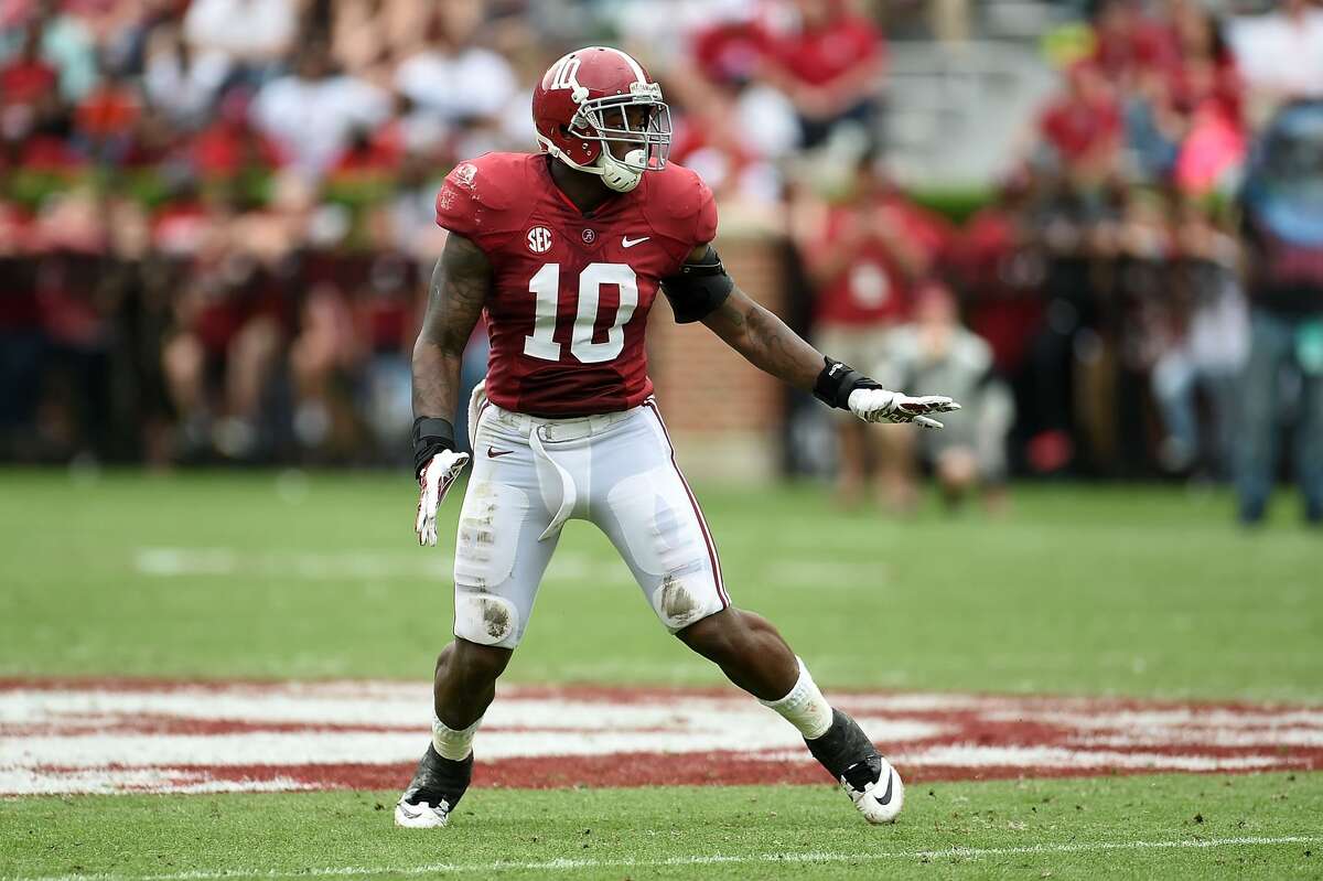 NFL DRAFT: SIZING UP THE LINEBACKERS Reuben Foster, ILB, 6-0, 229, 4.72, Alabama He has everything scouts love about linebackers who play in the middle in a 4-3 or inside in a 3-4. He’s quick, fast and instinctive. Plays with a lot of passion. A hard hitter who has the agility to avoid blocks and stay on his feet. Very explosive. A vicious tackler. Never has to come off the field because he drops into coverage effortlessly. Should be the first linebacker taken.