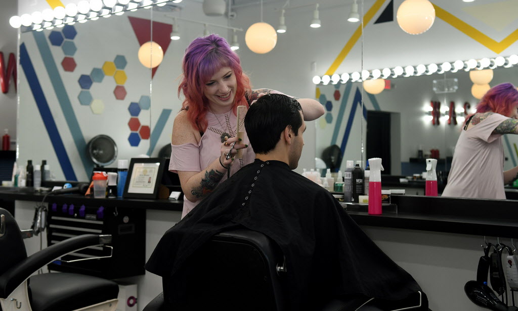 Local stylist critiques Astros' hairstyles