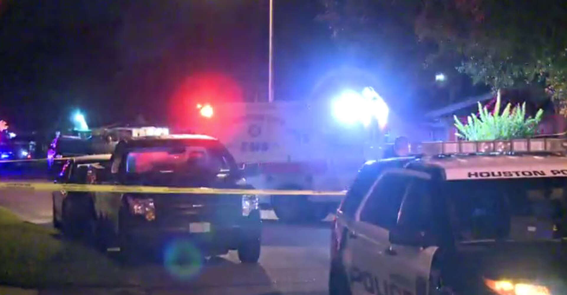 Man dead in southeast Houston shooting