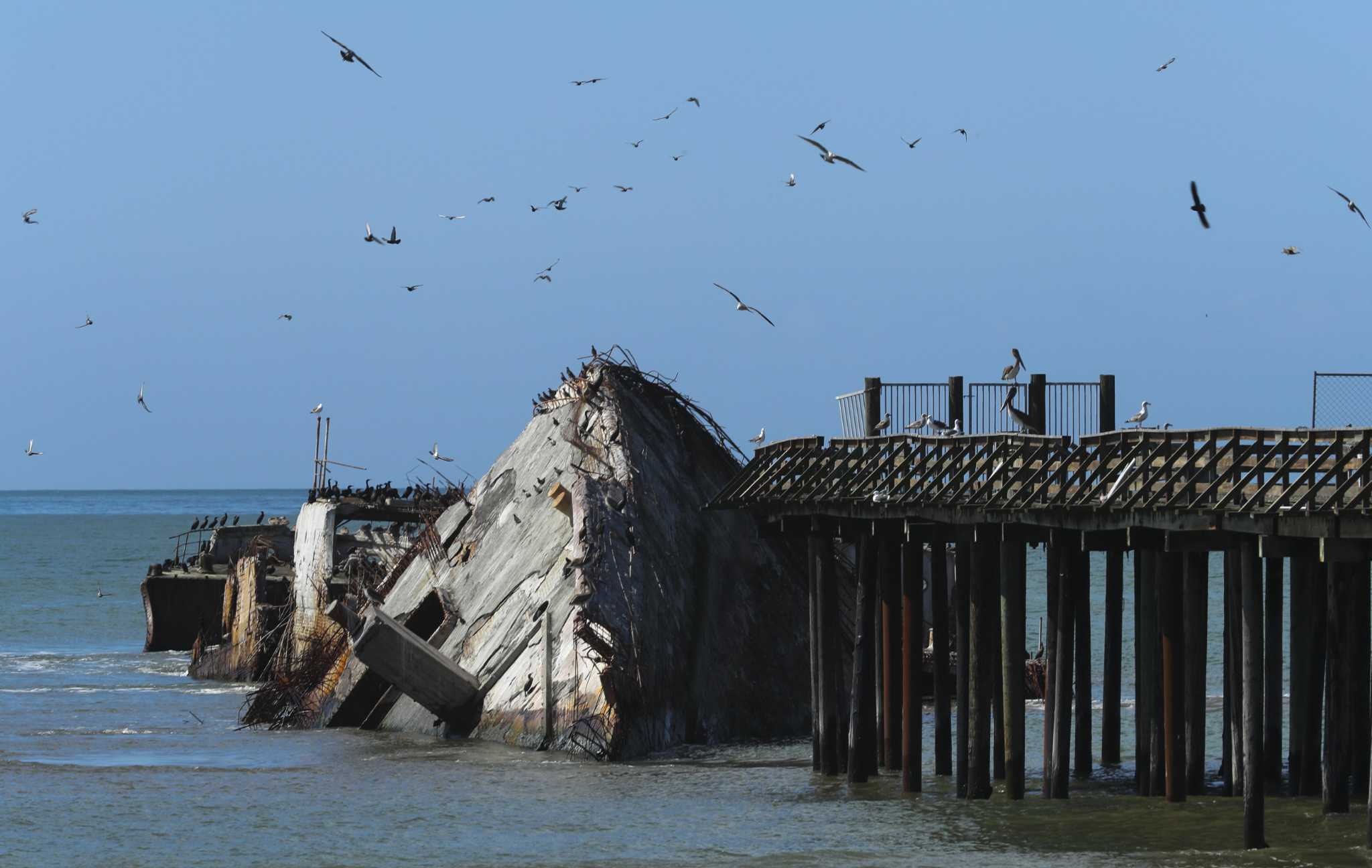 Cement Ship broken into pieces draws spectators to Aptos