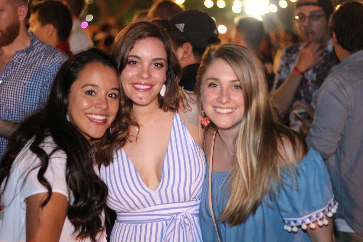 St. Mary’s University alumni got a jump on Fiesta with “Baby Bake,” of Homecoming Oyster Bake, Sunday April 2, 2017 at the University. The event serves as one of the school’s homecoming activities and is a toned-down version of the popular Oyster Bake.