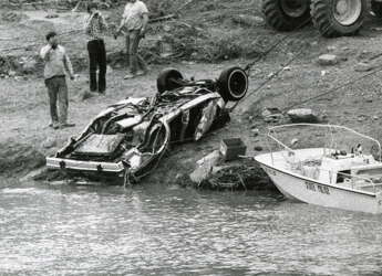 30 Years Ago Bridge Collapse Kills 10