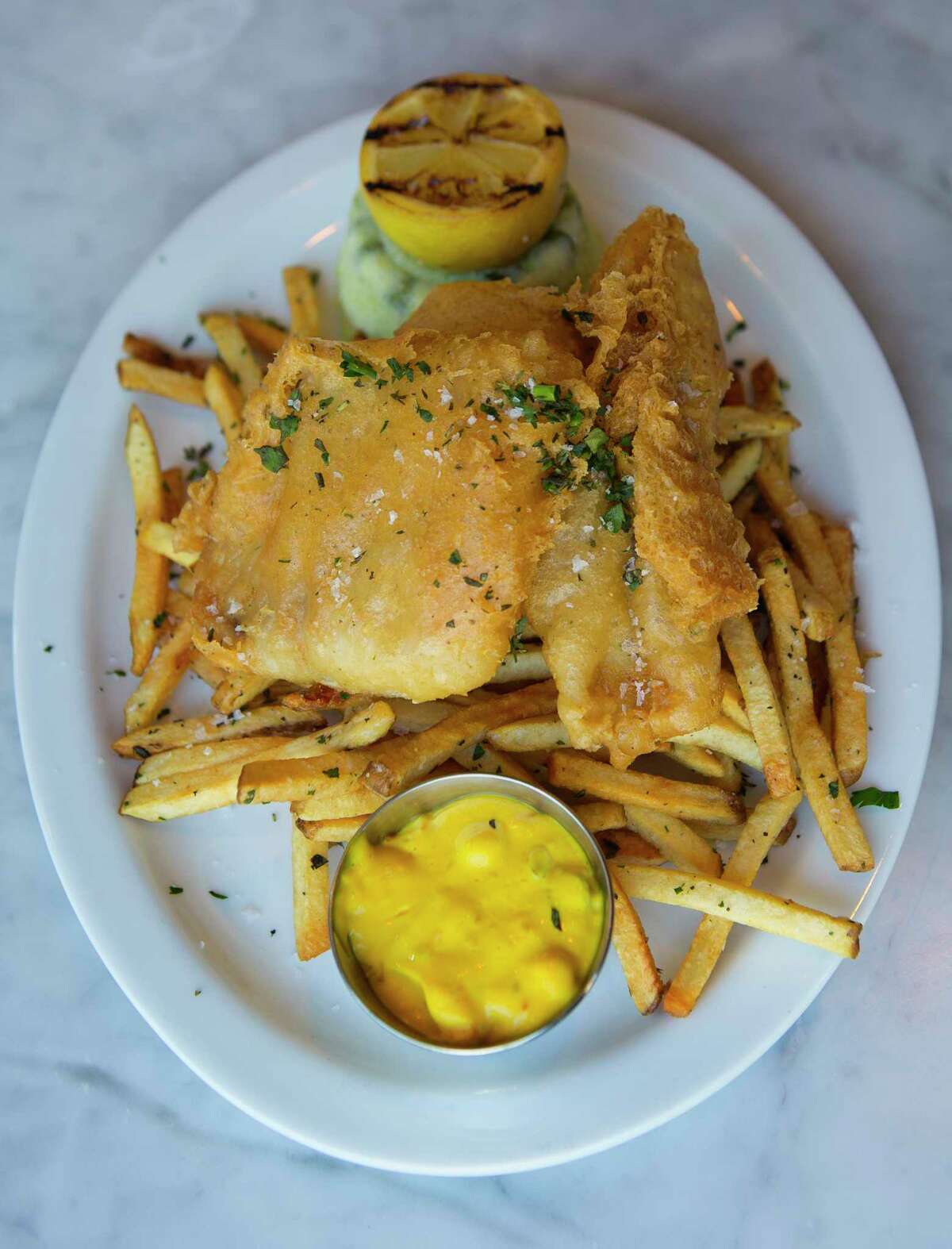 Review Part bar, part restaurant, Eloise Nichols all over the map