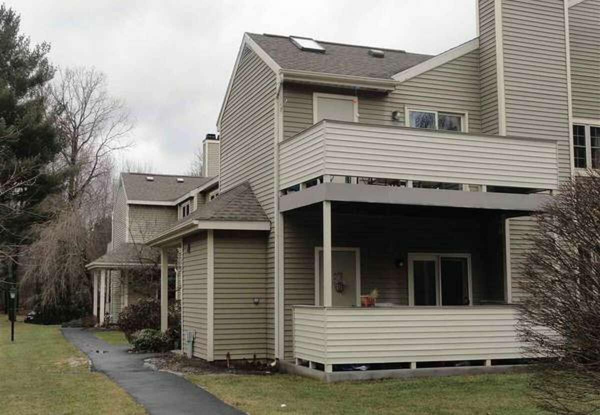 Photos Homes in the Shenendehowa school district for under 300K