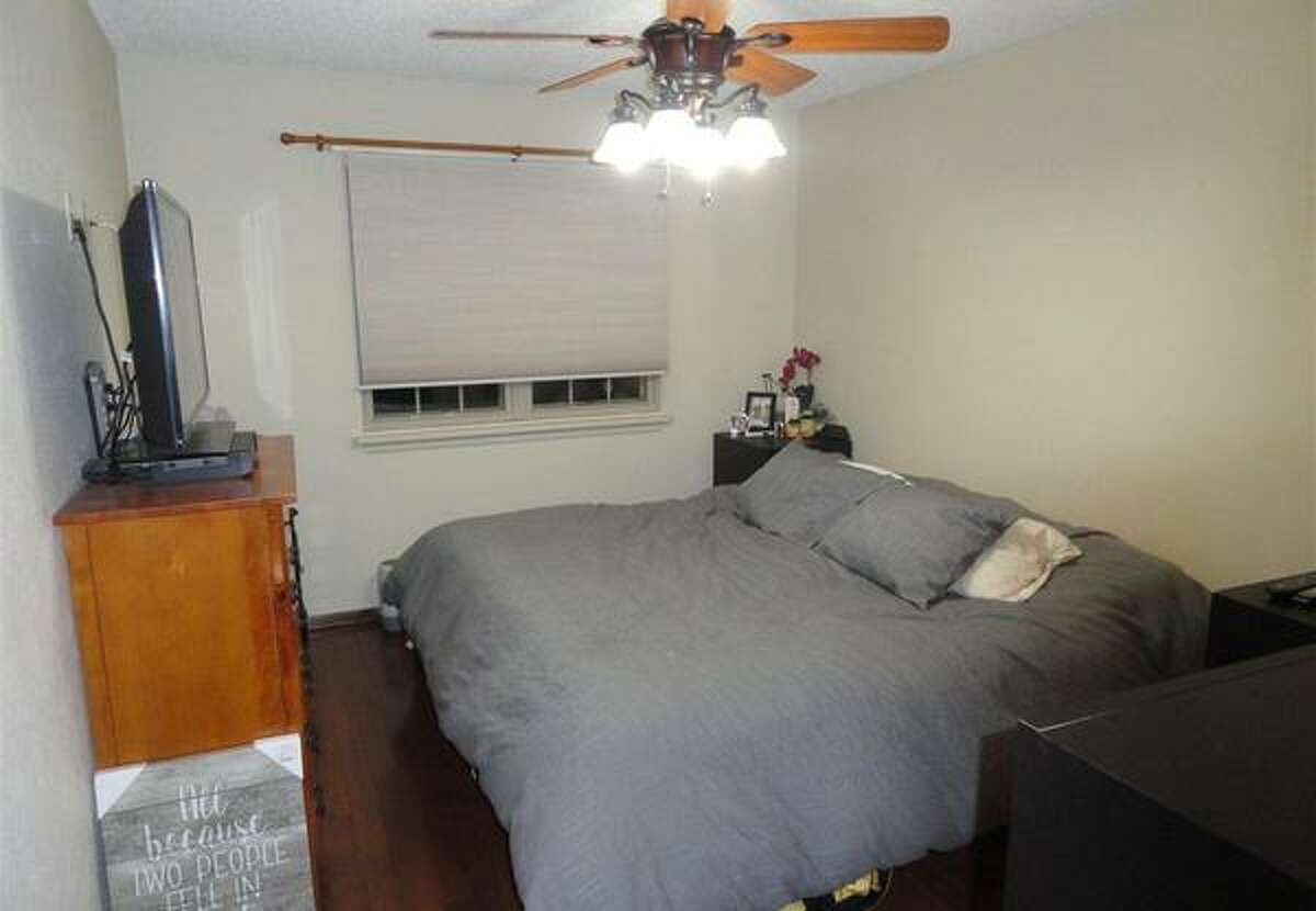 Photos Homes in the Shenendehowa school district for under 300K