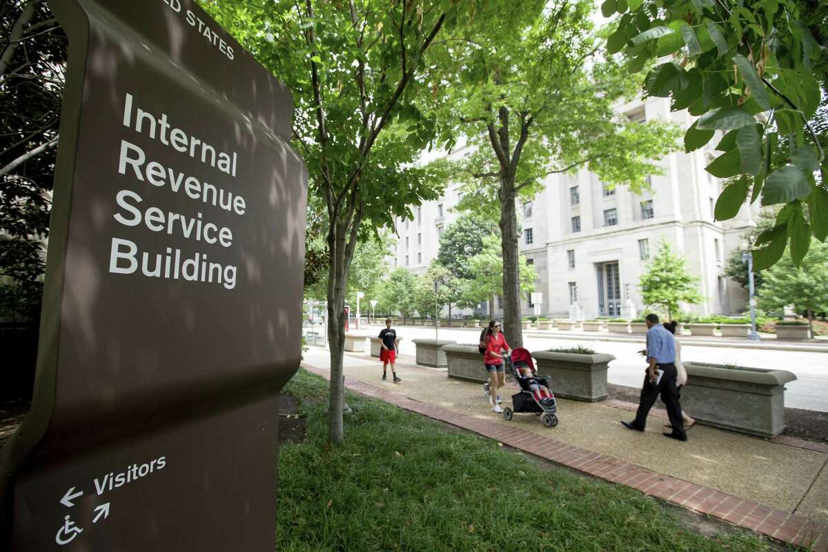 The IRS says it is once again using private debt collectors to go after tax delinquents. The resumption of the program comes amid a wave of telephone scams in which fake IRS agents try to con innocent taxpayers out of their money.