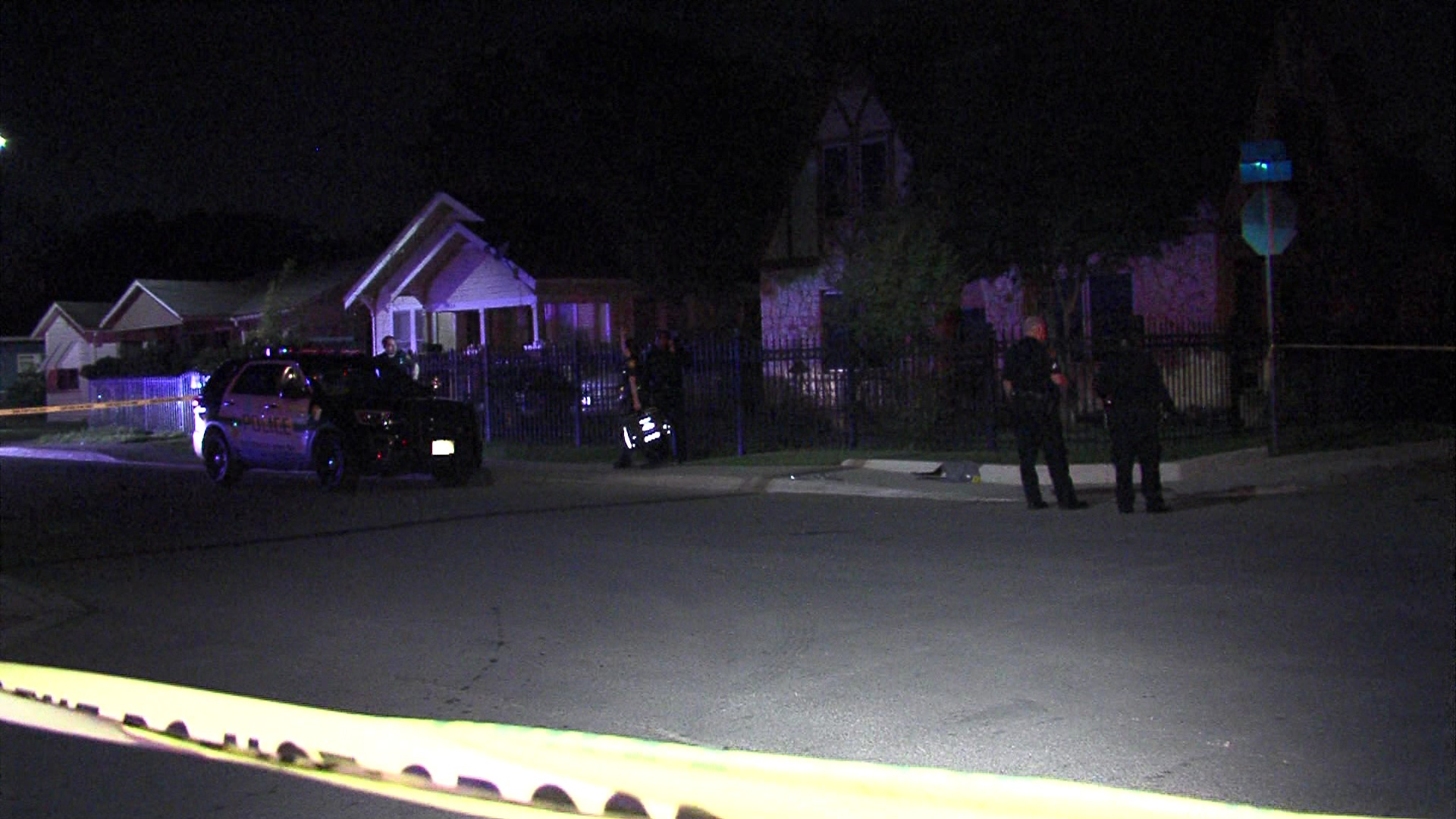 SAPD: Suspect At Large After Shooting Man In Chest During East Side ...