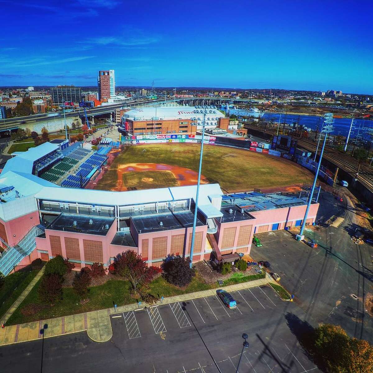 Drone captures spectacular images of the Connecticut shoreline