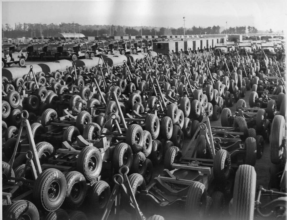 100 for a jeep? World War II surplus frenzy hits Bay Area
