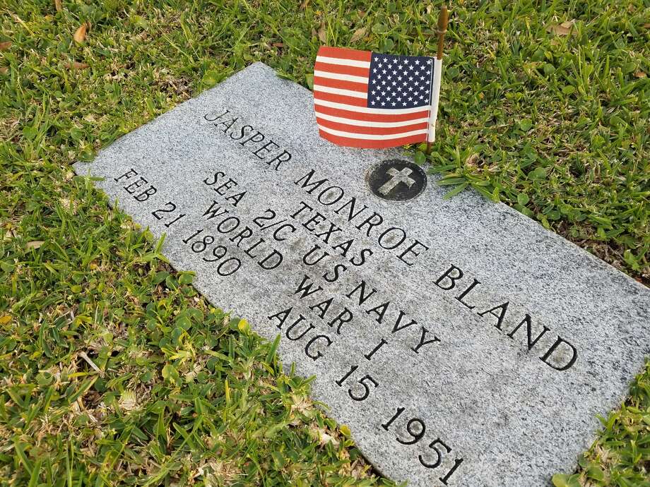MidCounty cemetery a resting place for hundreds of vets Beaumont