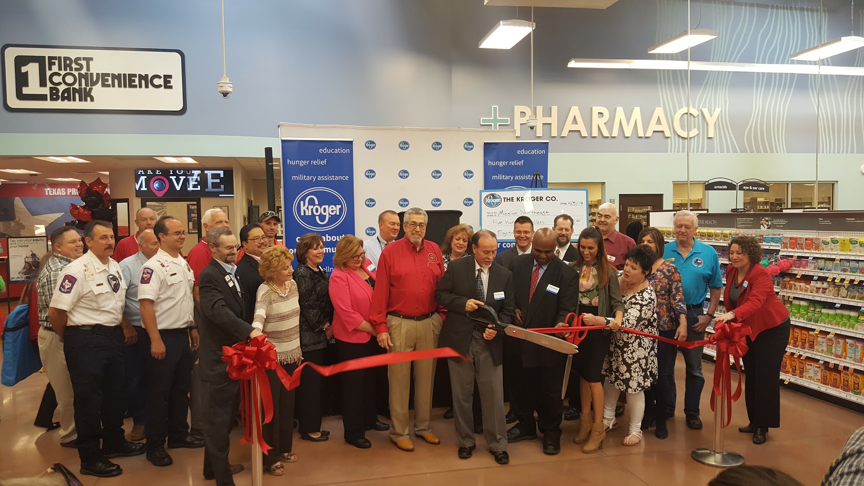 Kroger, Hobby Lobby celebrate grand openings in New Caney's Valley