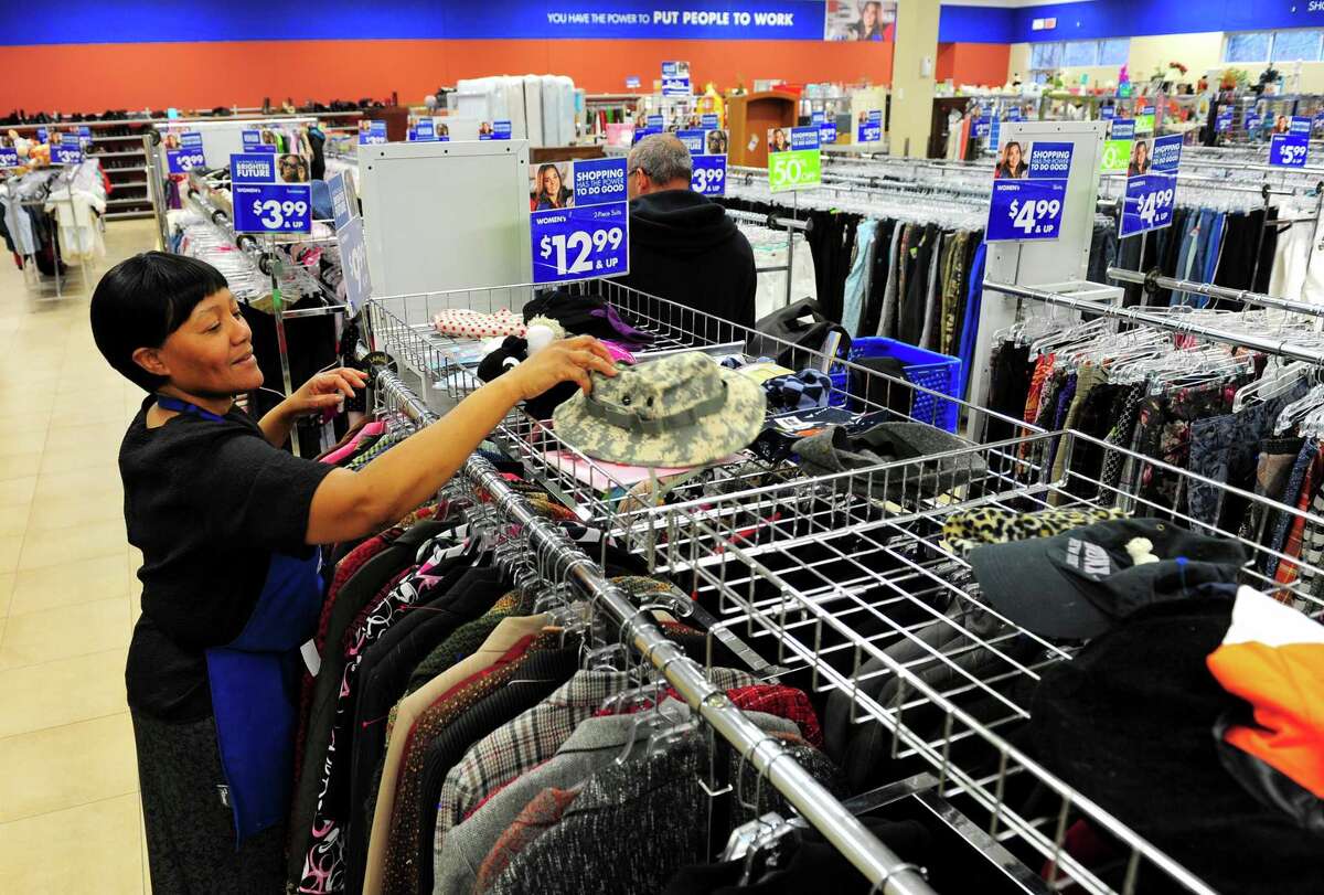 Goodwill expands as national retailers pull back