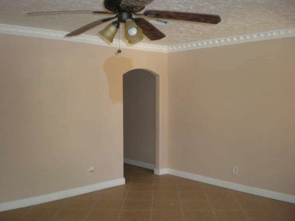 ORANGE116 Amaryliss Ave.3 bedrooms, 2 bathrooms 1,160 square-feet Listing: $75,000