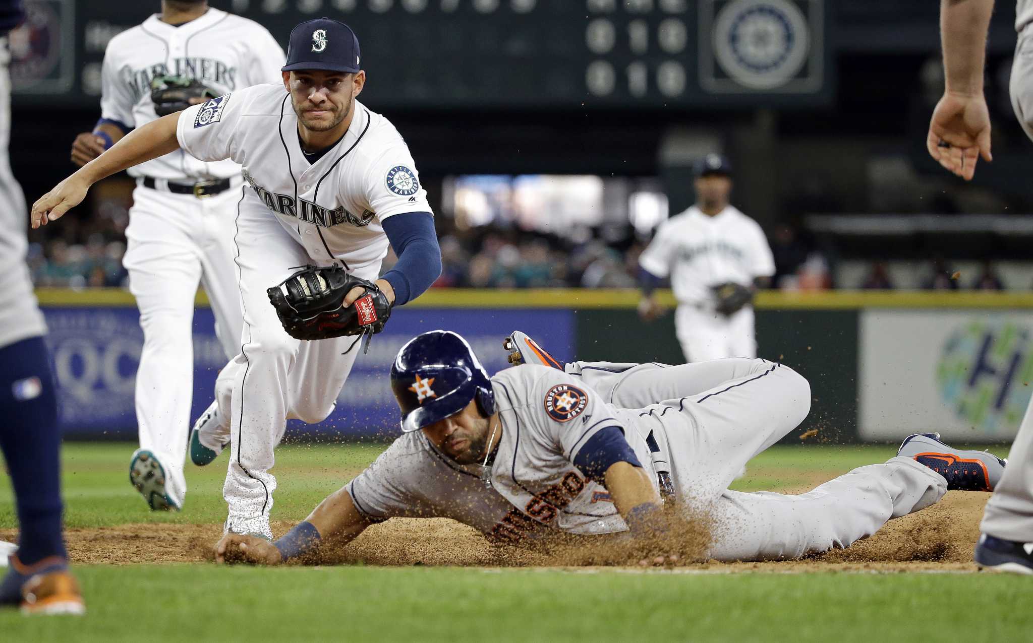 Marwin Gonzalez Has Earned Opportunity to Play Every Day For New