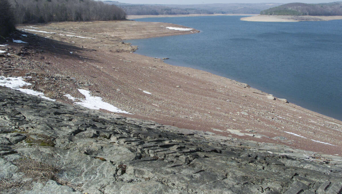 U.S. lakes, Catskill reservoir system, show rising saline levels from