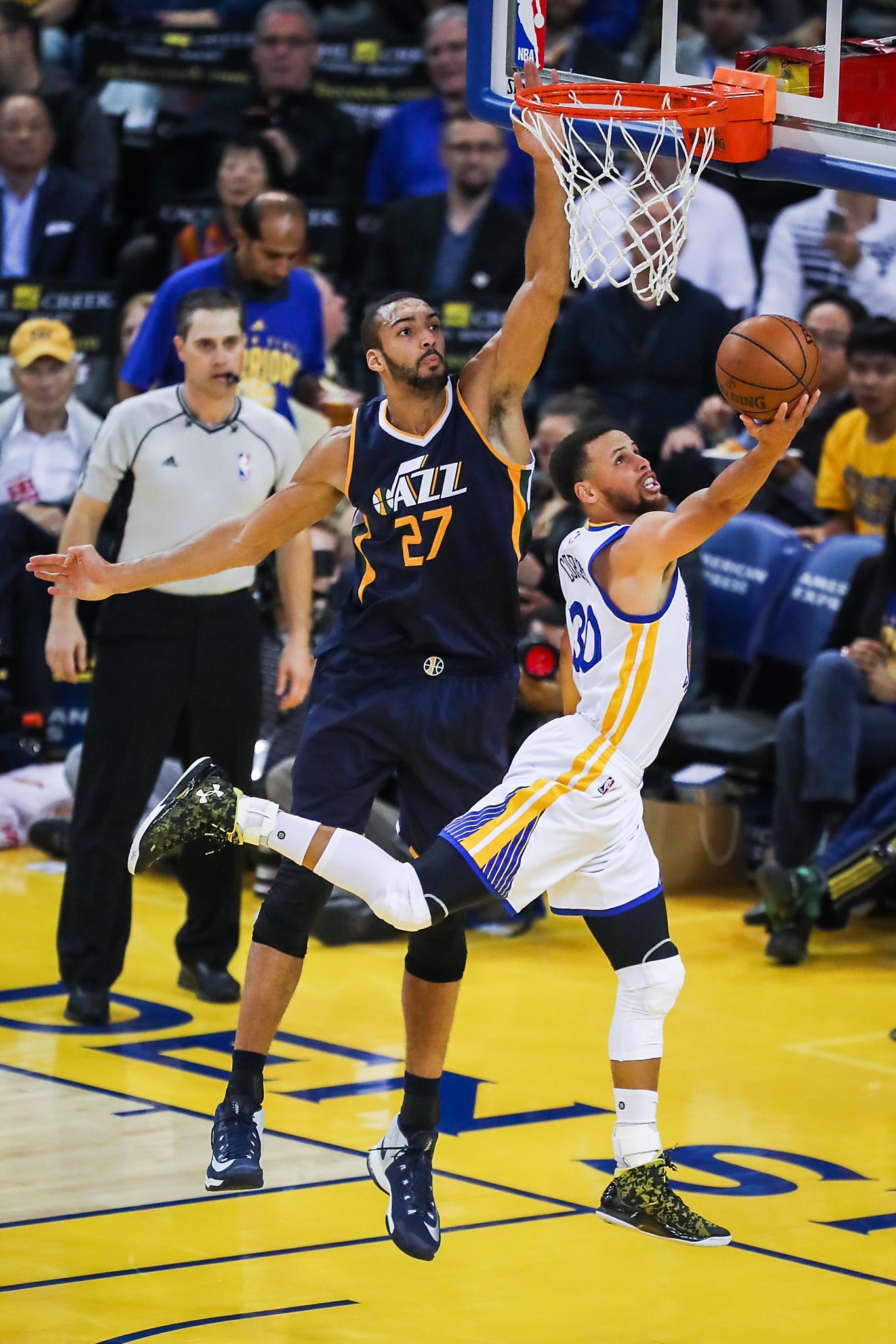 Steph shakes, bakes, puts Rudy Gobert on skates