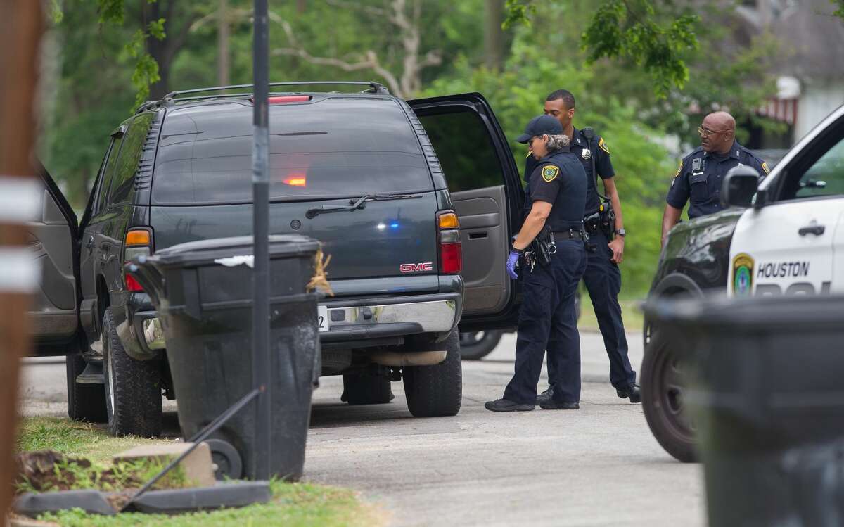 Houston Police On Scene At Possible Shooting In The Greater Third Ward