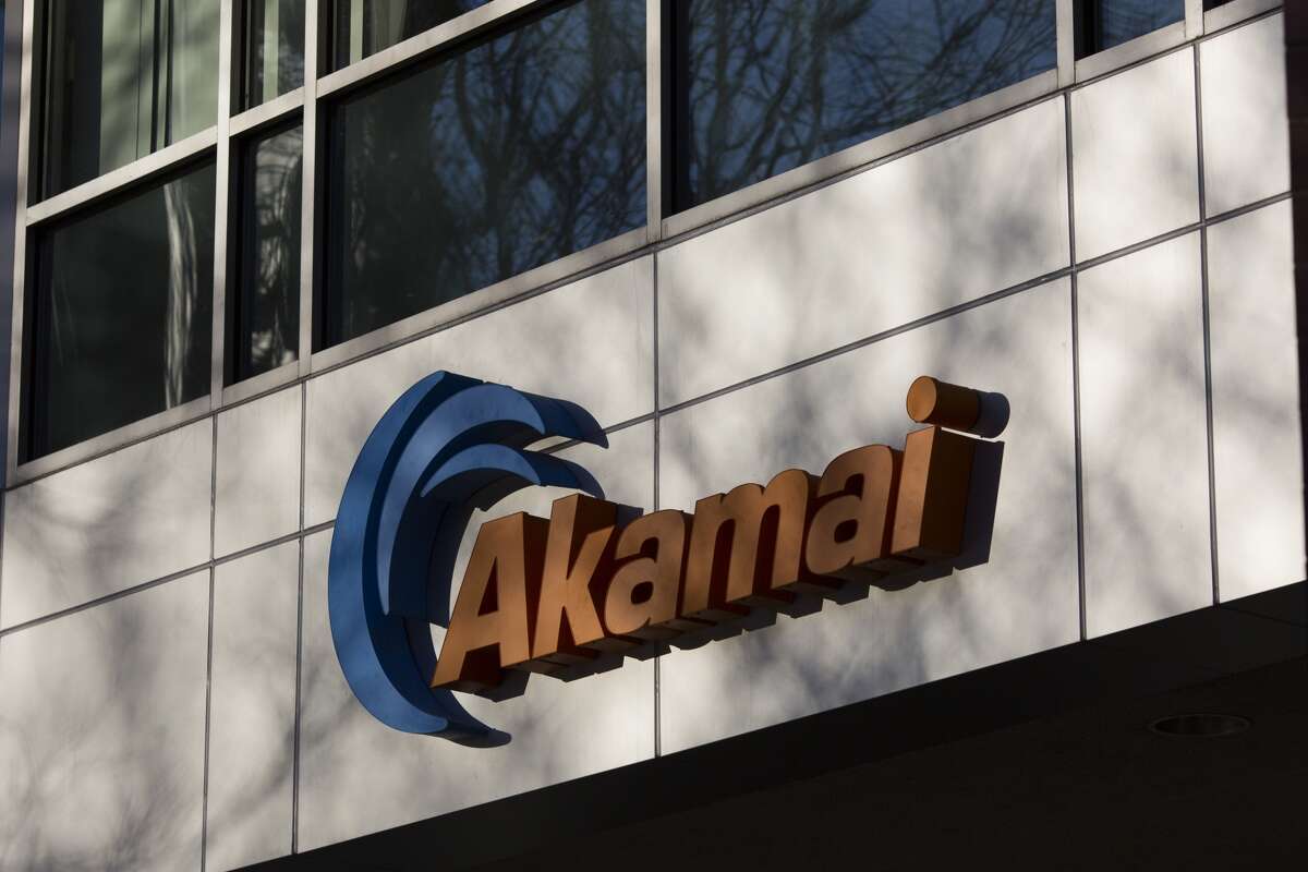 Akamai Median base compensation: $121,000