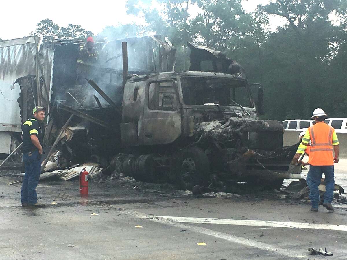 An 18-wheeler that caught fire has blocked traffic on Interstate 10 Westbound in Vidor. 