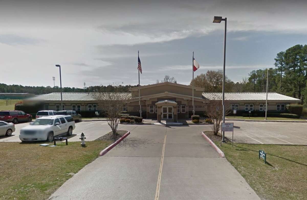 Huntsville ISD, police investigating inappropriate photos of students