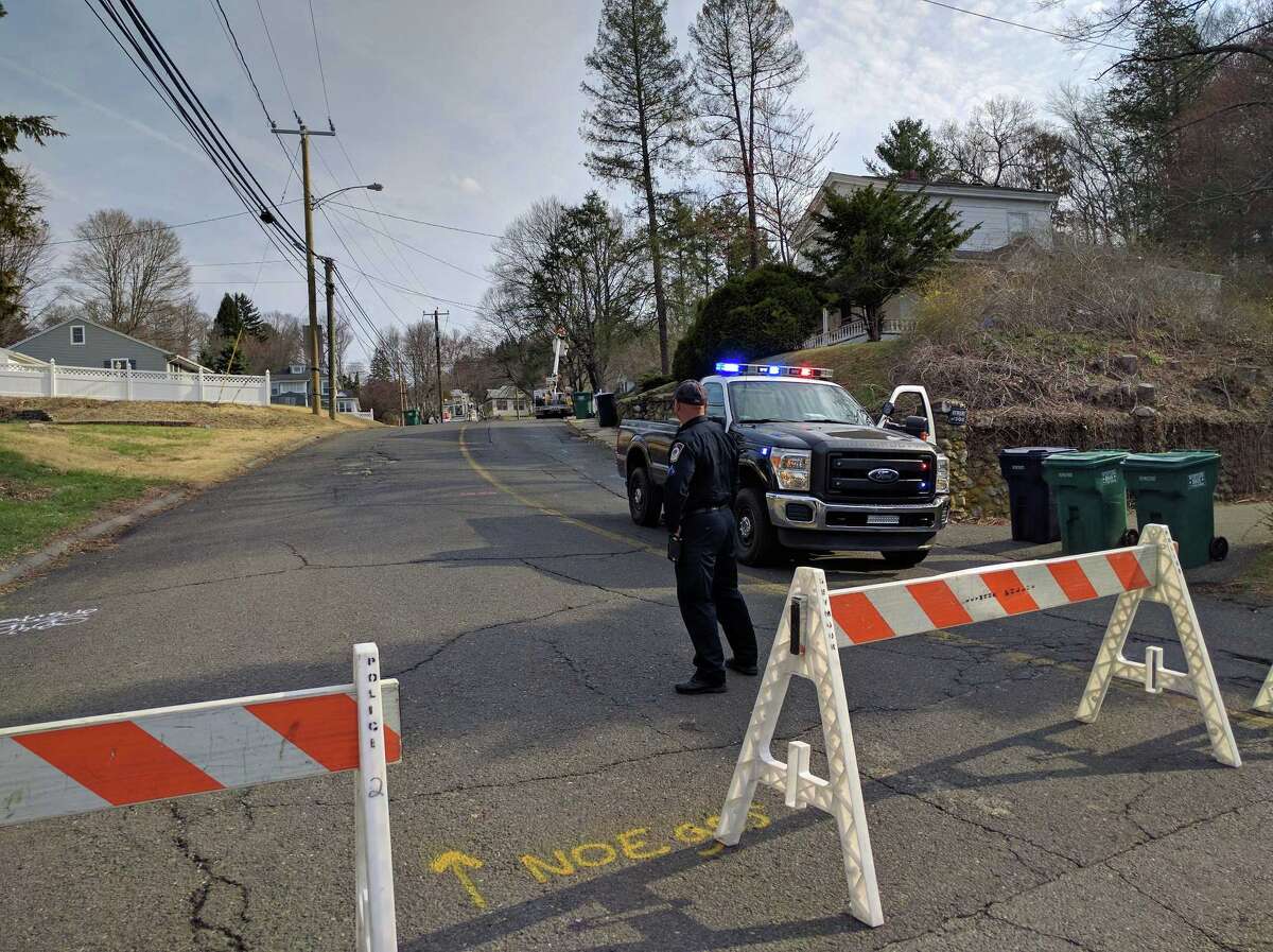1 dead, several hurt in Seymour crash