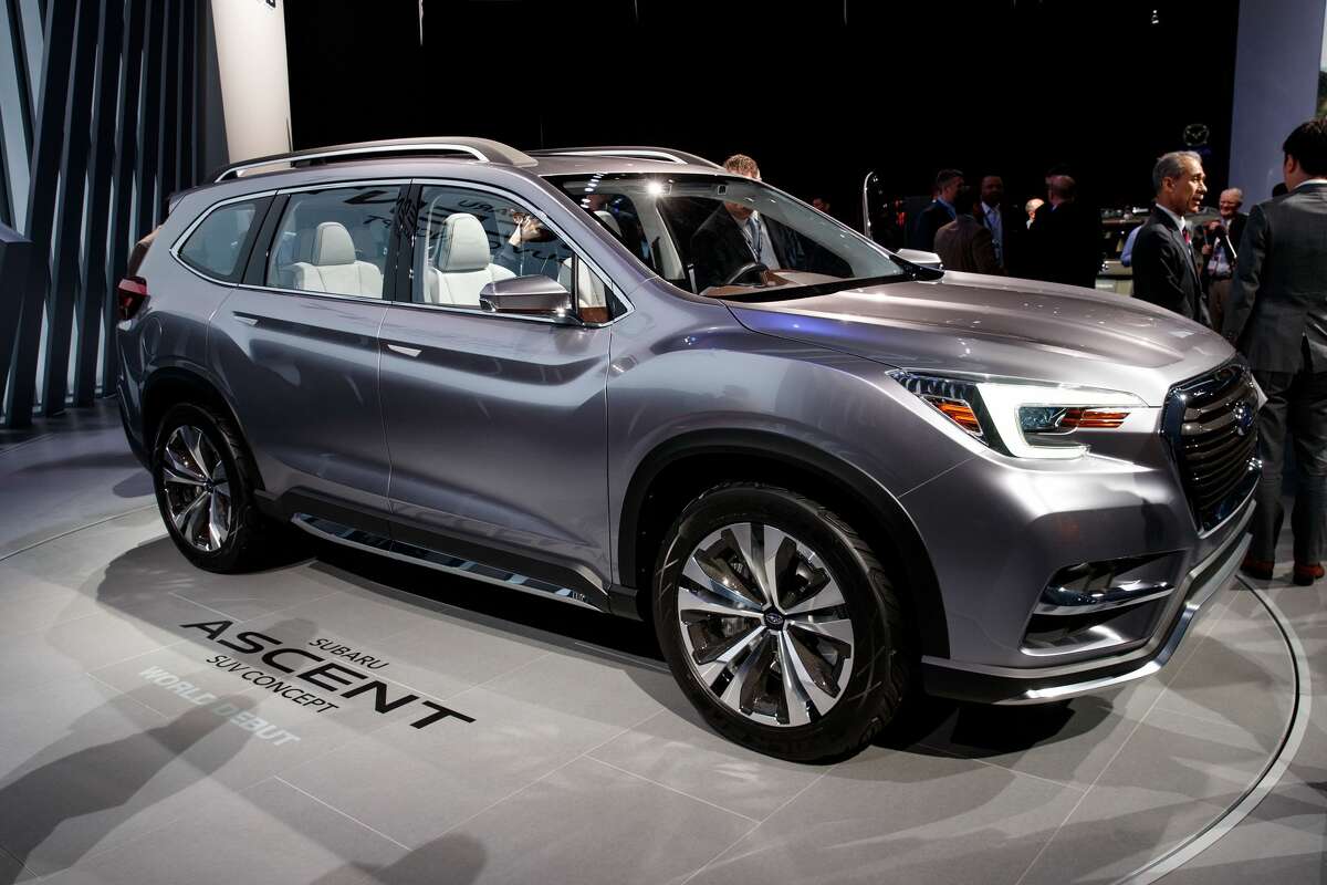 Subaru unveils Ascent SUV concept at New York auto show