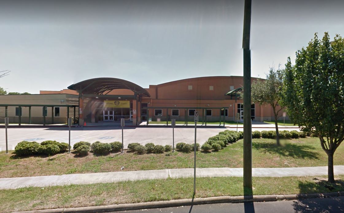 Elementary School Lesbian Porn - Lesbian porn allegedly appears in Houston elementary school ...